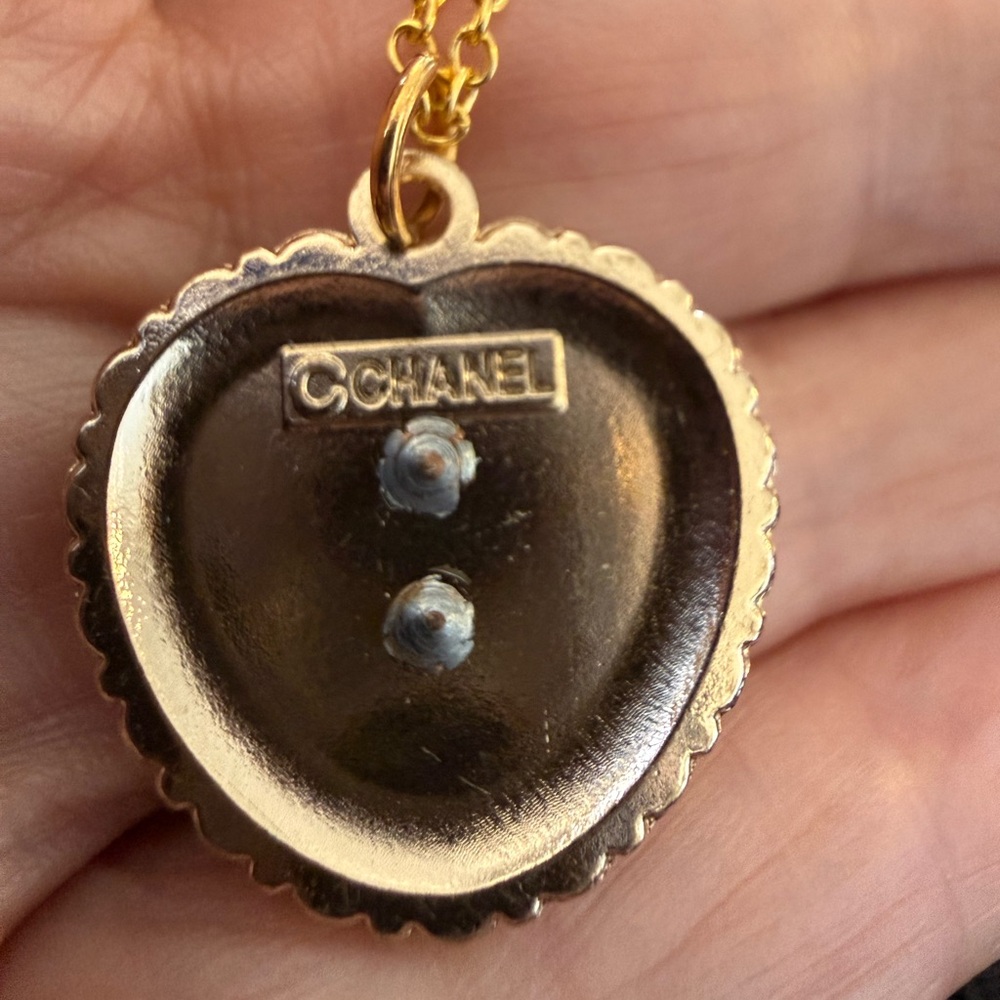 Upcycled Pendant Zipper Pull Heart Necklace Gold & White - Picture 5 of 6